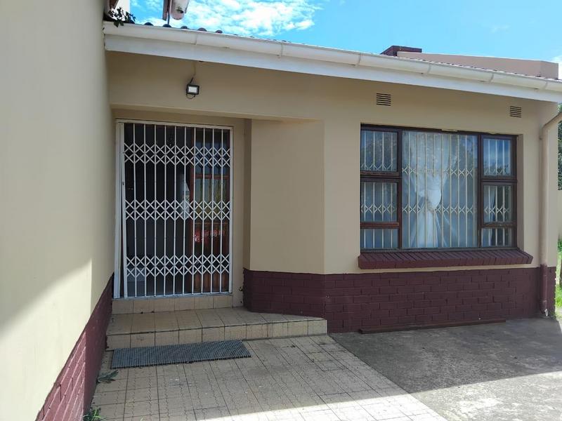 6 Bedroom Property for Sale in Southernwood Eastern Cape